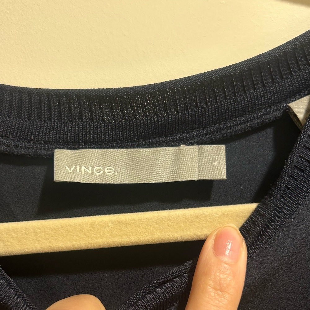 Vince Women's Navy Blue Relaxed Dolman Short-Sleeve Top Silk Large - Picture 2 of 3